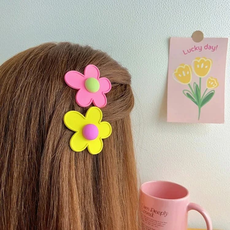 Cute Flower Aesthetic Hair Clips — view 1 Cute Flower Aesthetic Hair Clips — view 1