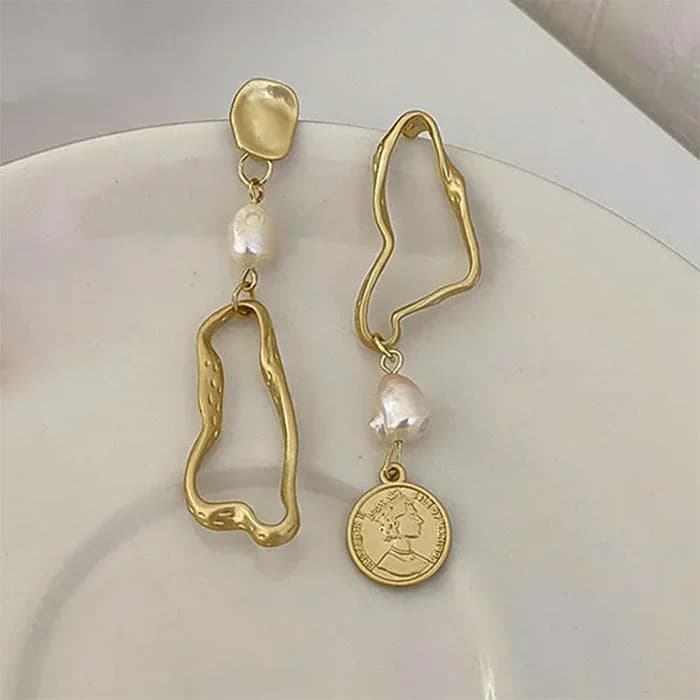 Vintage Style Aesthetic Earrings — view 2 Vintage Style Aesthetic Earrings — view 2