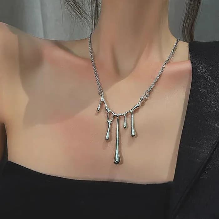 Water Drop Aesthetic Necklace — view 2 Water Drop Aesthetic Necklace — view 2
