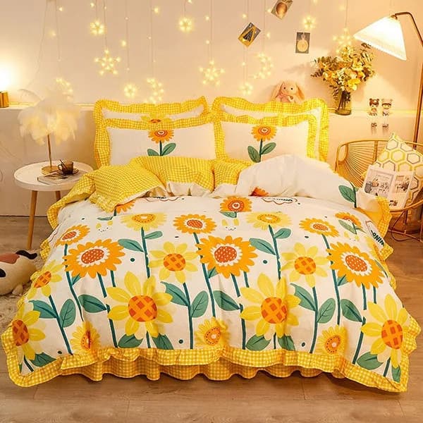Sunflowers Aesthetic Bedding Set — view 2 Sunflowers Aesthetic Bedding Set — view 2