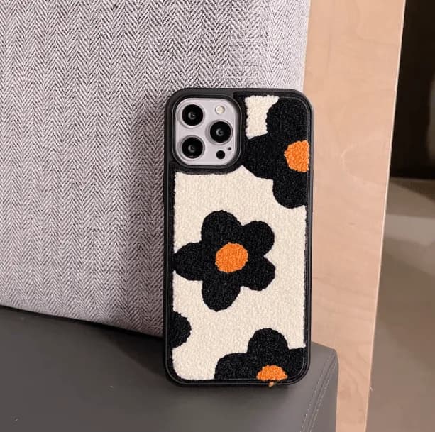 Black Daisy IPhone Cover — view 2 Black Daisy IPhone Cover — view 2