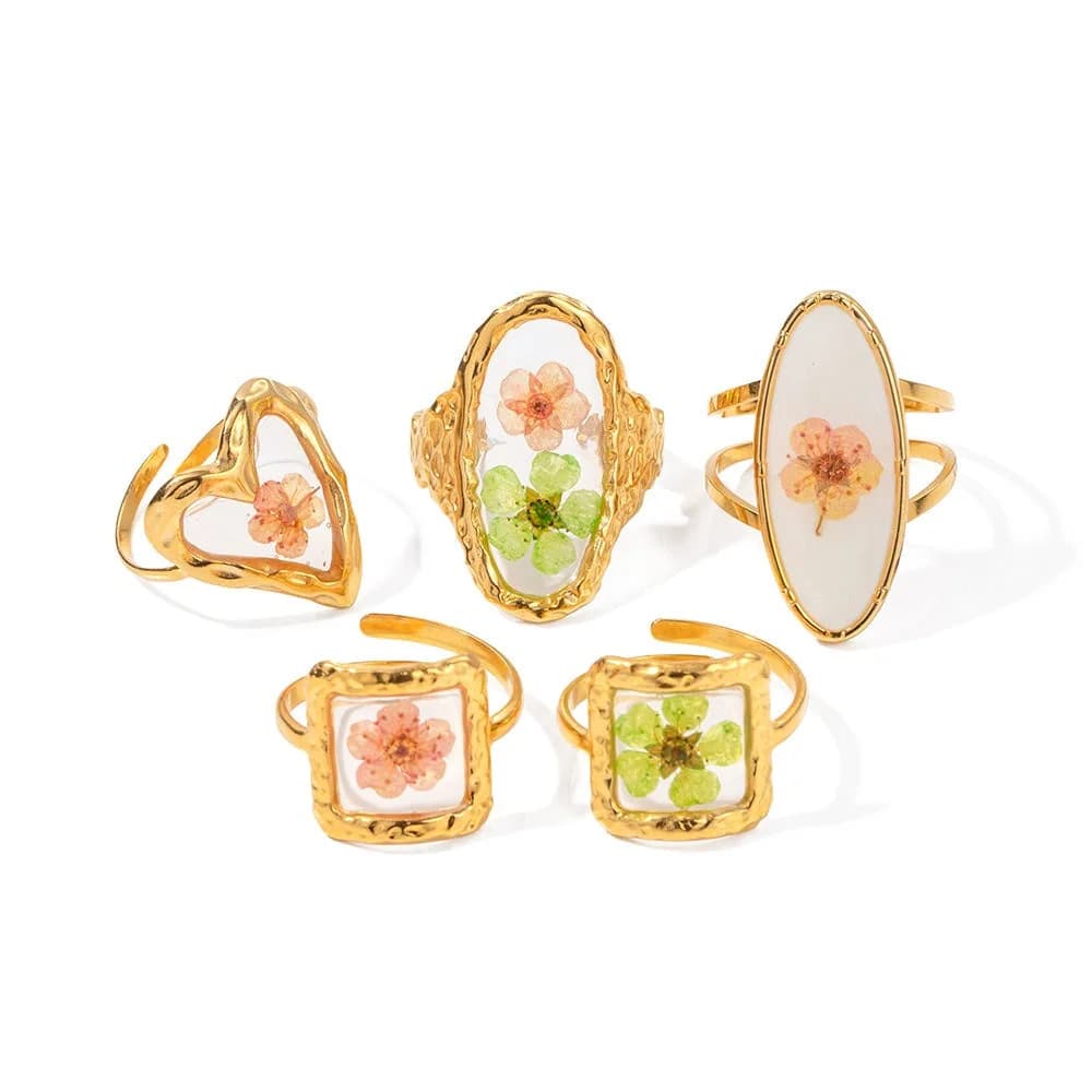 Vintage Dried Flowers Rings — view 1 Vintage Dried Flowers Rings — view 1
