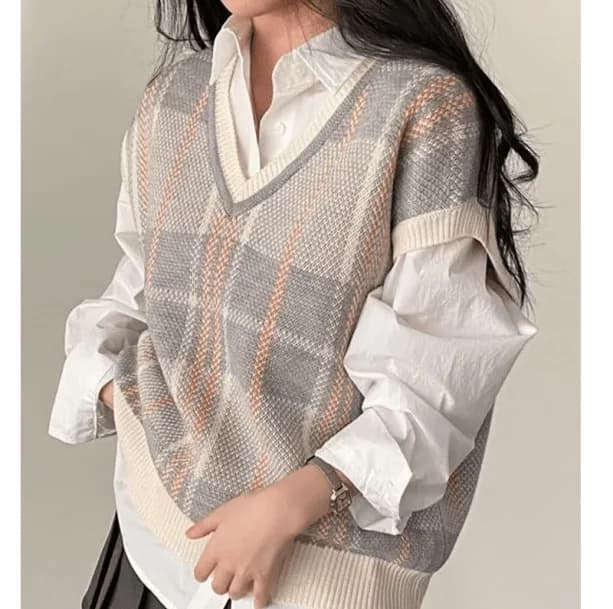 V-Neck Preppy Sleeveless Sweater — view 2 V-Neck Preppy Sleeveless Sweater — view 2