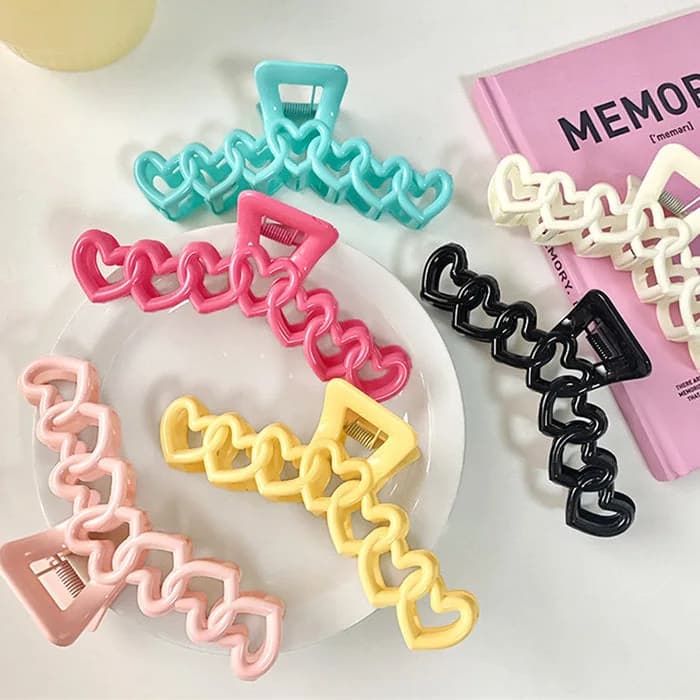 Y2K Hearts Hair Claw — view 2 Y2K Hearts Hair Claw — view 2