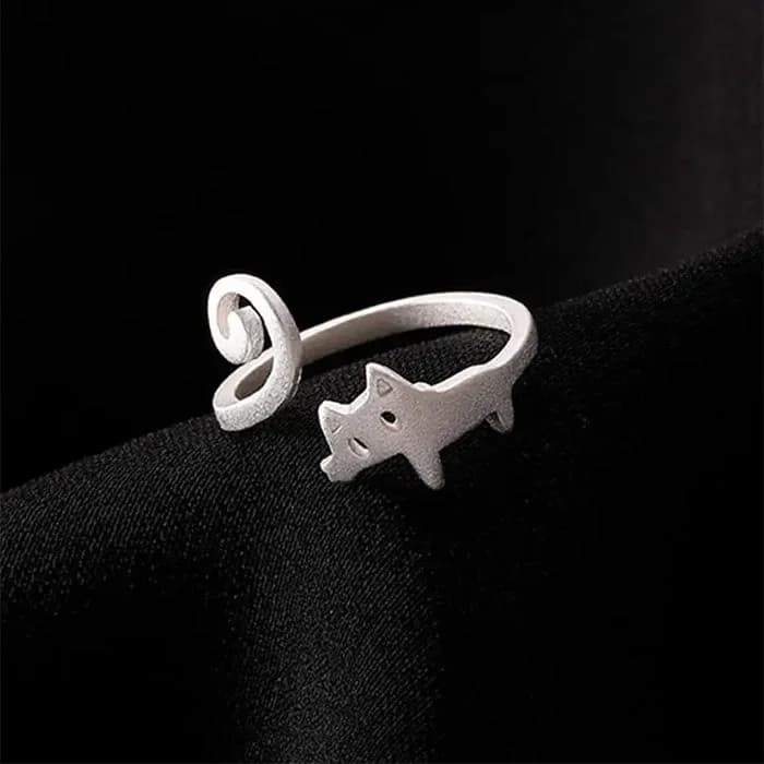 Cat with Long Tail Ring — view 2 Cat with Long Tail Ring — view 2