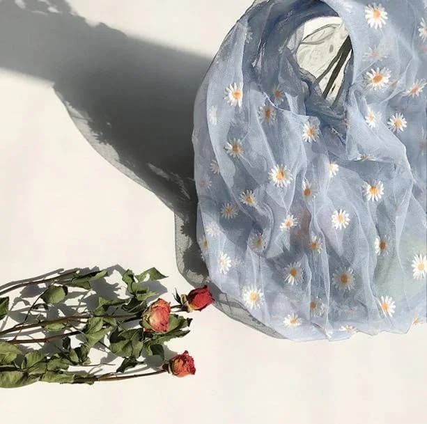 Daisy Flower Bag — view 3 Daisy Flower Bag — view 3